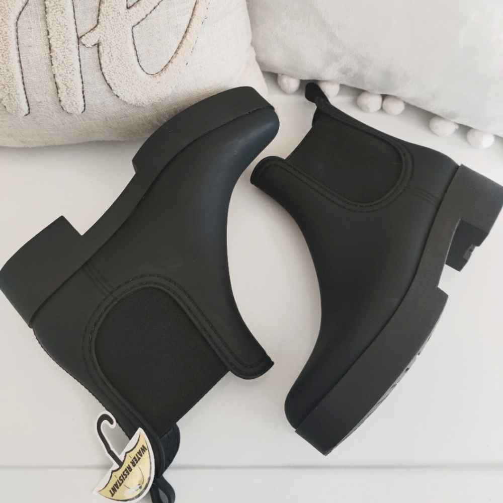 Jeffrey Campbell Black Winter & Rain Boots